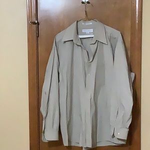 Perry Ellis Men Button down